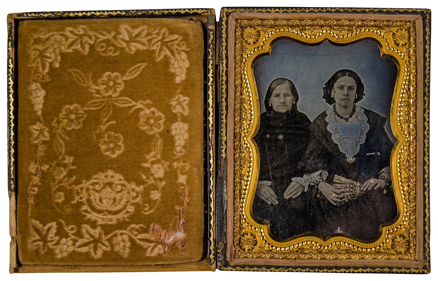 Mujeres del siglo XIX. Autor: Daguerrotipista no identificado.