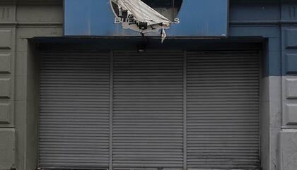 Presentación del libro ¨Juan Travnik. Materia¨