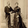 Alejandro Witcomb, Novia de negro, ca. 1890. Portrait Cabinet. Colección Abel Alexander