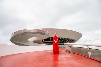 The Empress at MAC Niterói (Rio de Janeiro)