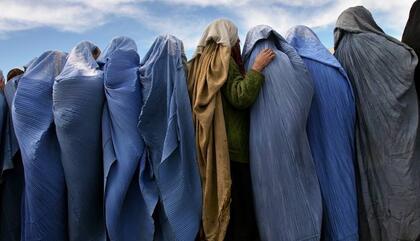 Tomás Munita Afganistan, 2005 50 x 60 cm. Fotografía digital Impresión fine art sobre papel algodón.