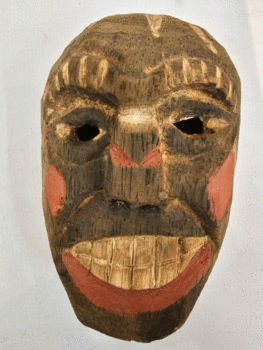 Mascara tallada en madera de Timbó