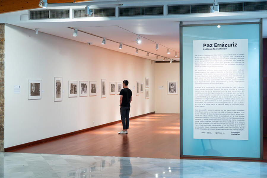 Reivindicación de la fotografía de resistencia de Paz Errázuriz en el MUCAC