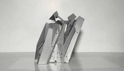 Ricardo Cárdenas. Ensamble en Frio, 2015. Aluminum - 17 x 13 x 18 1/8 inches.