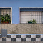 Dos ventanas y damero, San Cristóbal