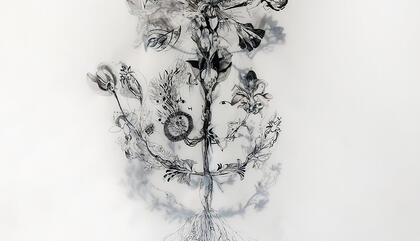 Botánica Artista: Laura Montoya Técnica: Tinta sobre multicapas de papel vegetal Año: 2019 Dimensiones: 190x110x5 cm